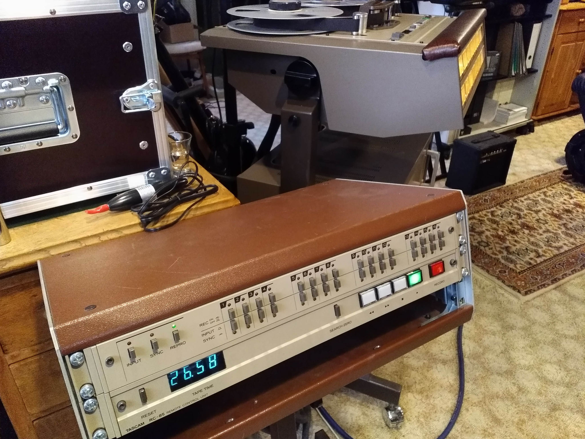 Tascam RC-85 Remote Control Unit (for 85-16B)