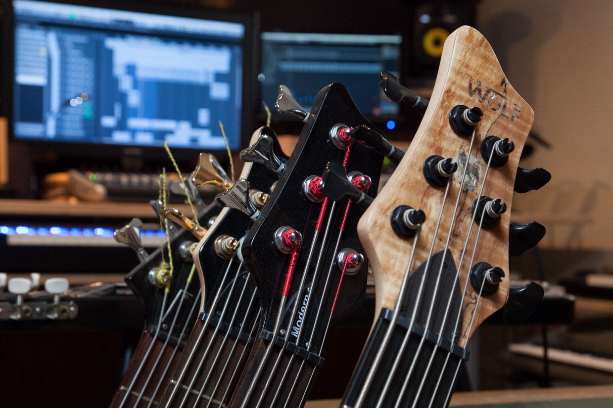Bass Heads
